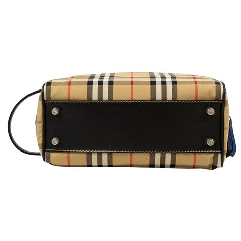 toiletry bag burberry